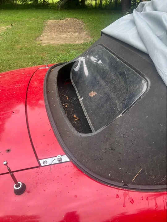 1995 Mazda NA MX-5 Miata - Image 14 of 16