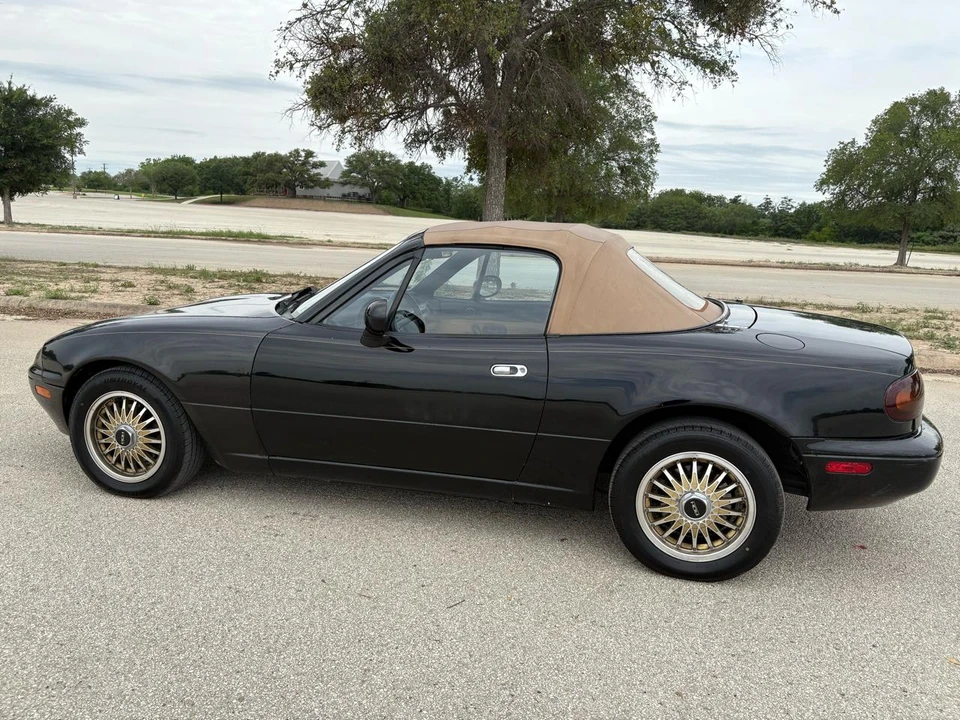 1995 Mazda NA MX-5 Miata - Image 13 of 31