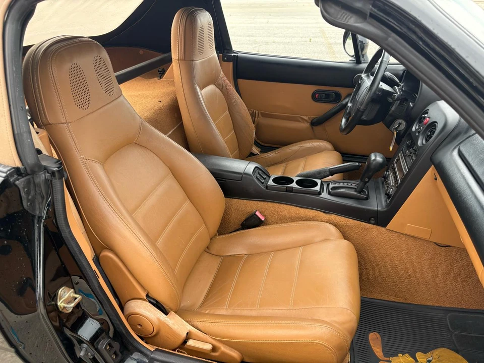 1995 Mazda NA MX-5 Miata - Image 24 of 31