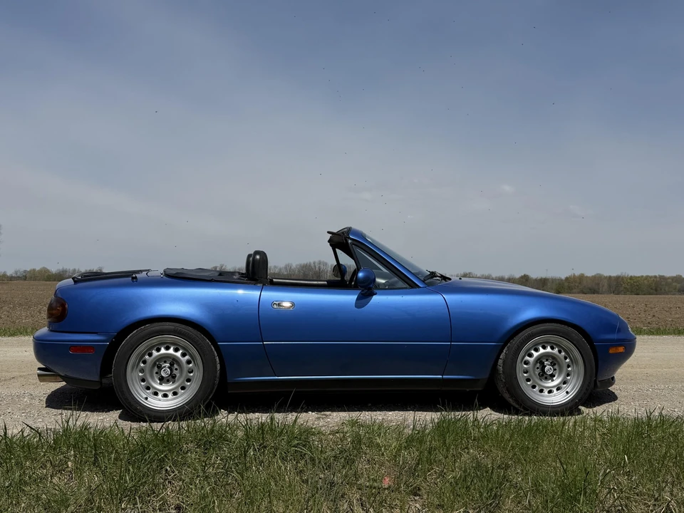 1995 Mazda NA MX-5 Miata - Image 23 of 31