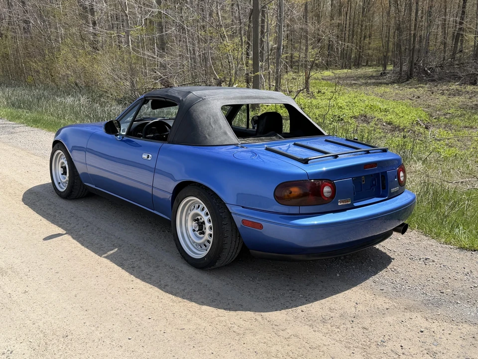 1995 Mazda NA MX-5 Miata - Image 28 of 31