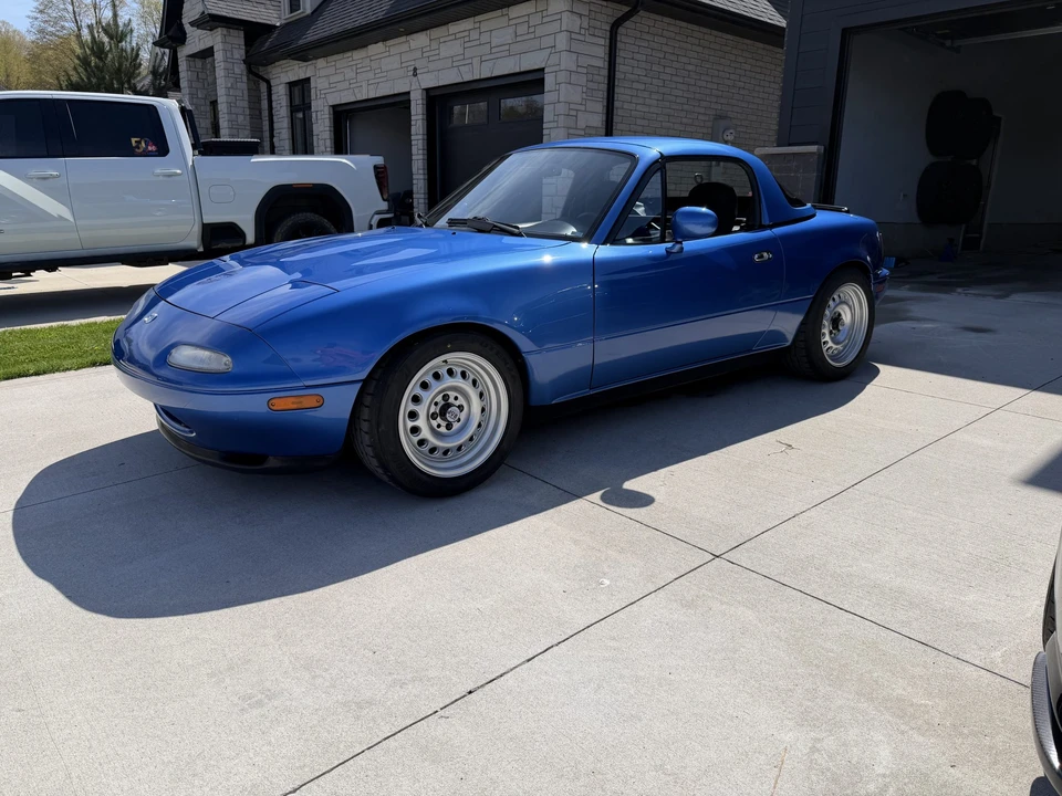1995 Mazda NA MX-5 Miata - Image 3 of 31