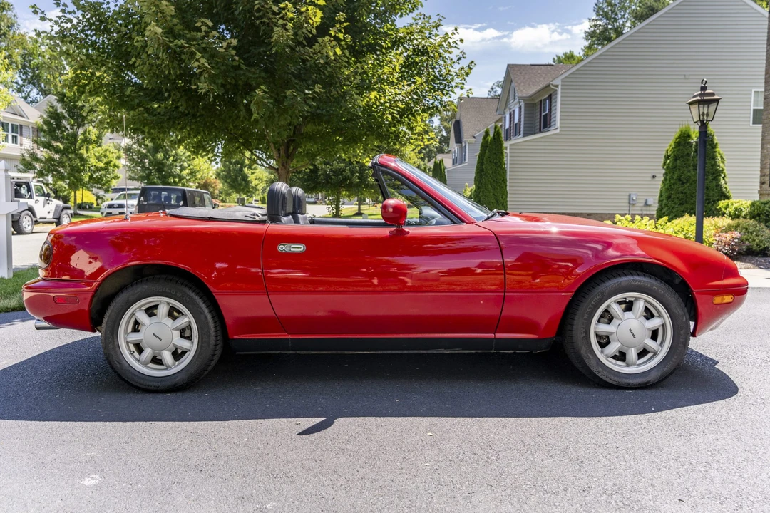 1995 Mazda NA MX-5 Miata - Image 5 of 31