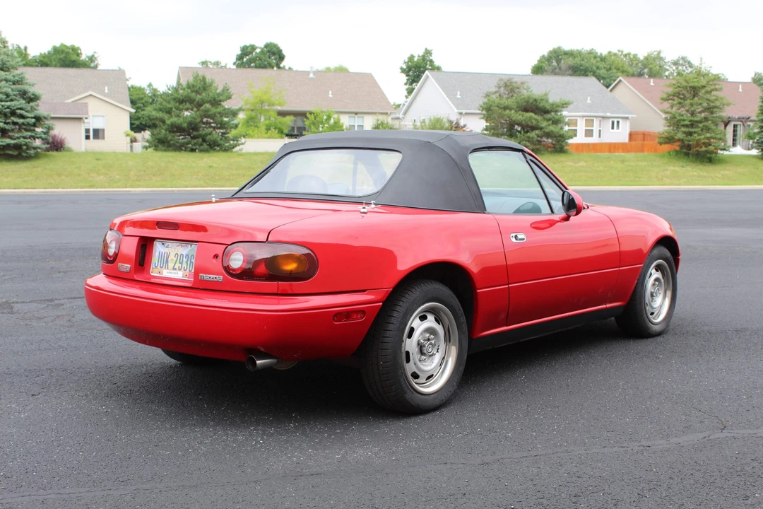 1995 Mazda NA MX-5 Miata - Image 8 of 31