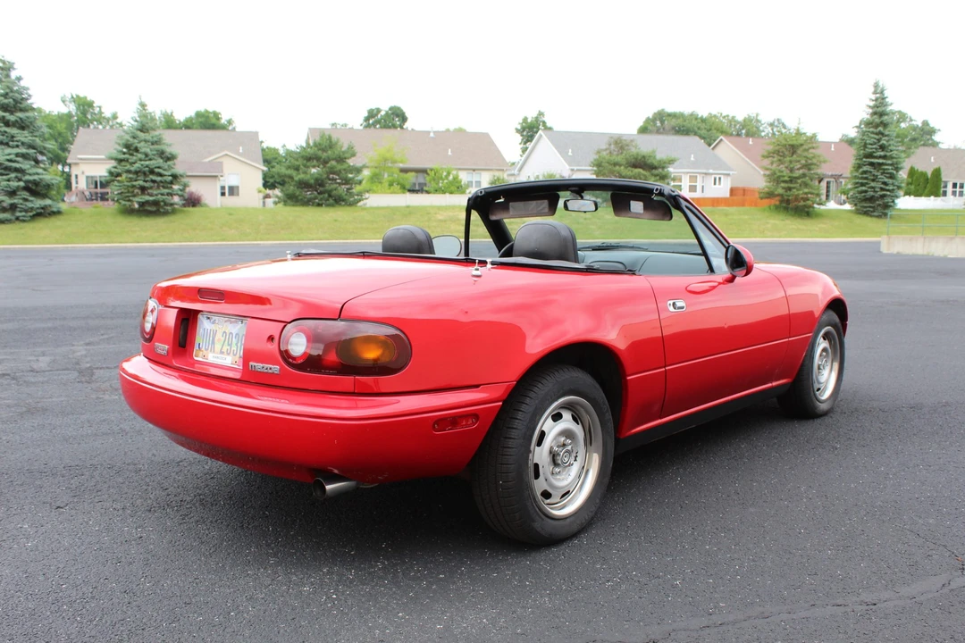 1995 Mazda NA MX-5 Miata - Image 17 of 31