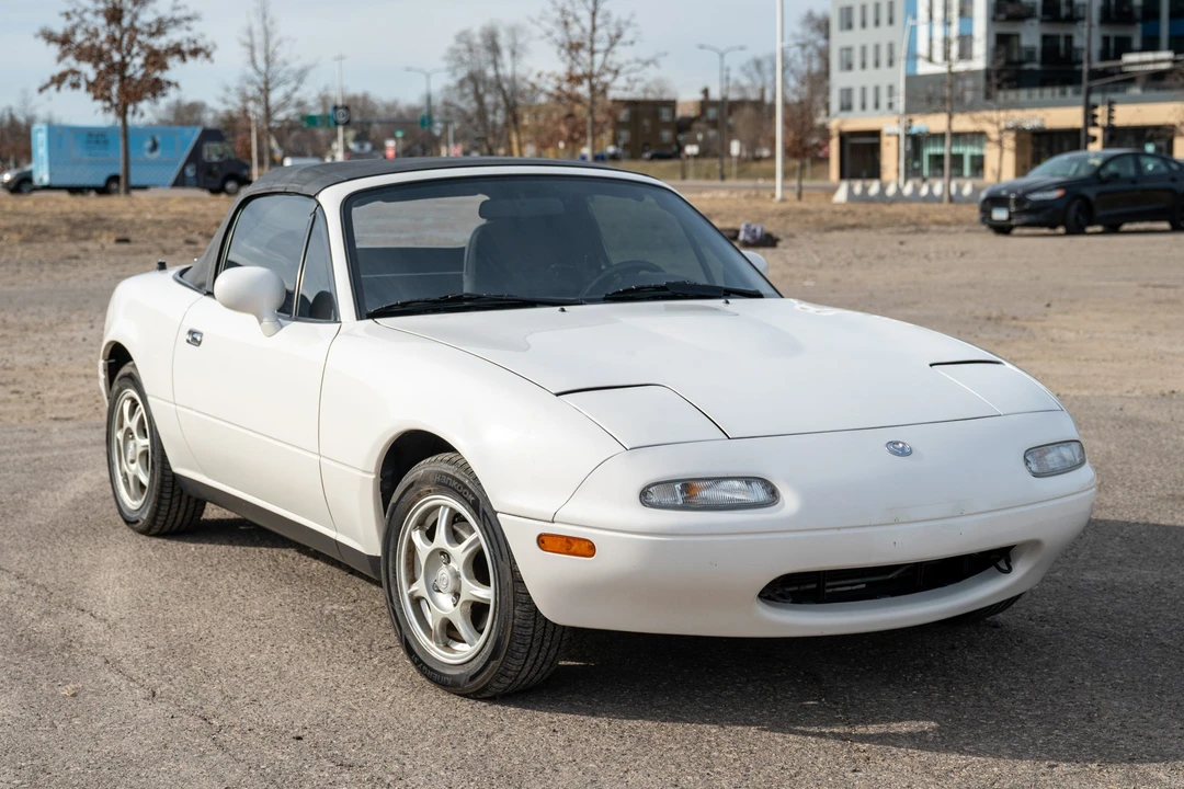 1995 Mazda NA MX-5 Miata - Image 14 of 31