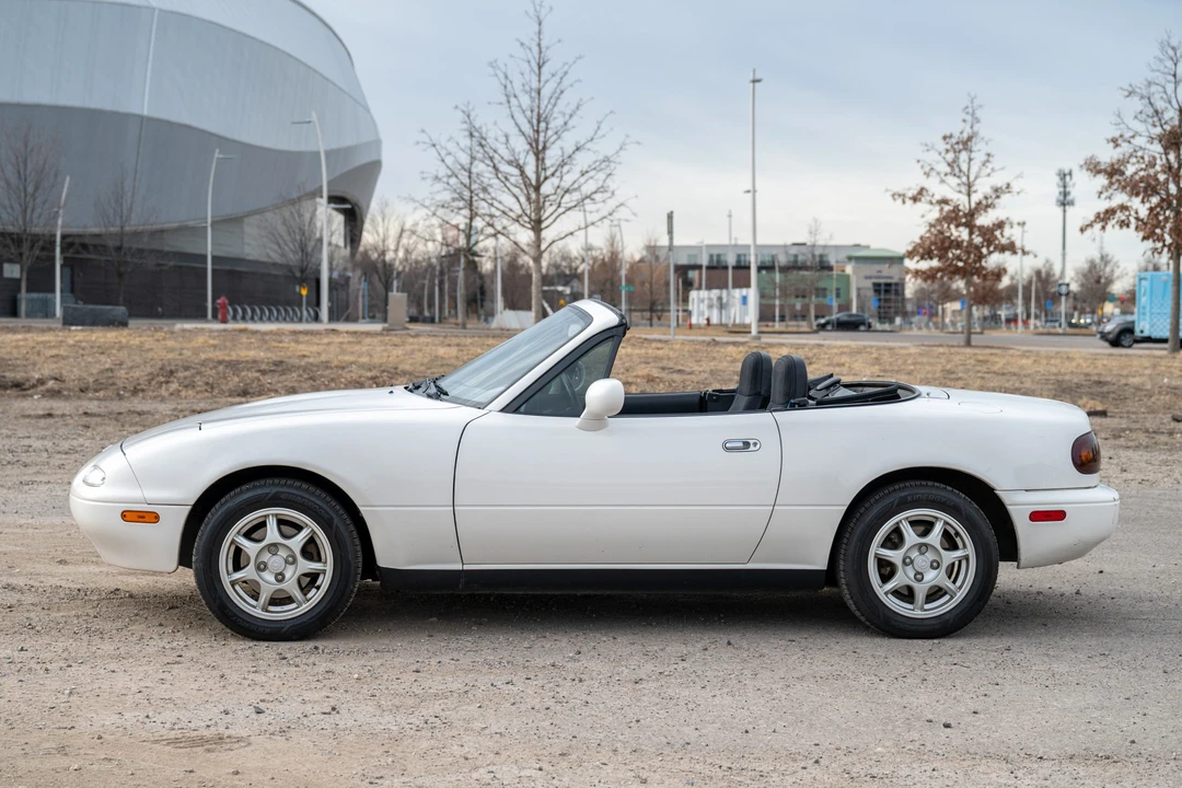 1995 Mazda NA MX-5 Miata - Image 11 of 31