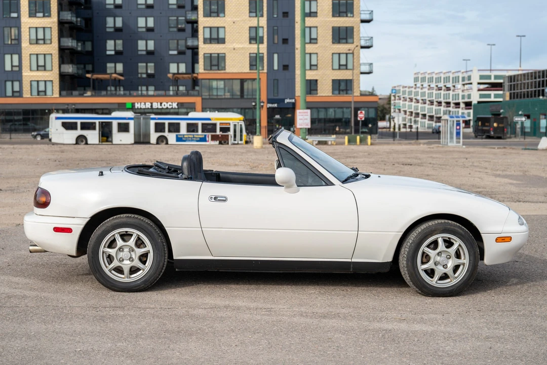 1995 Mazda NA MX-5 Miata - Image 7 of 31