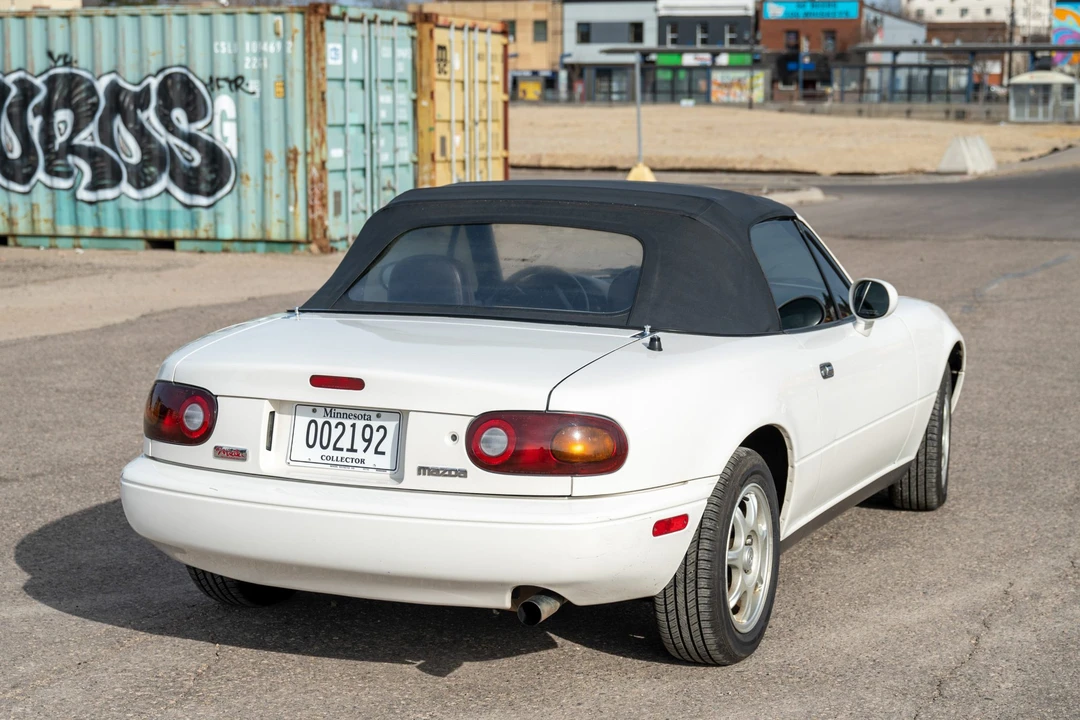 1995 Mazda NA MX-5 Miata - Image 16 of 31