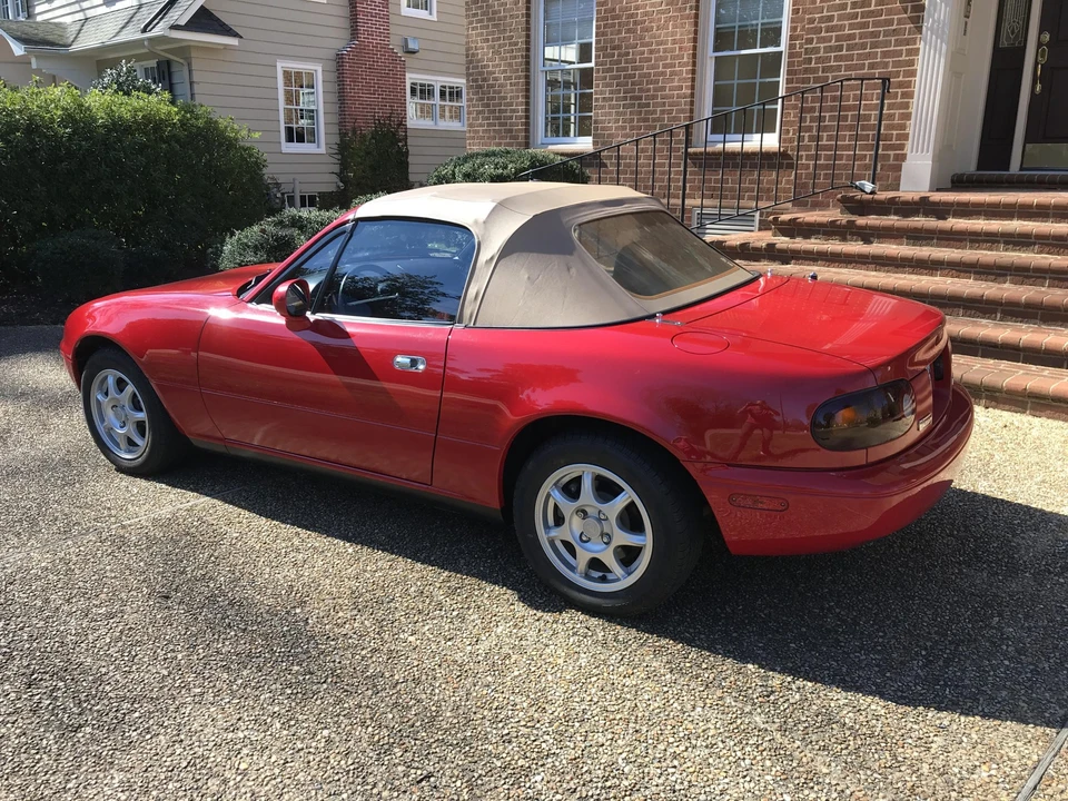 1995 Mazda NA MX-5 Miata - Image 6 of 31