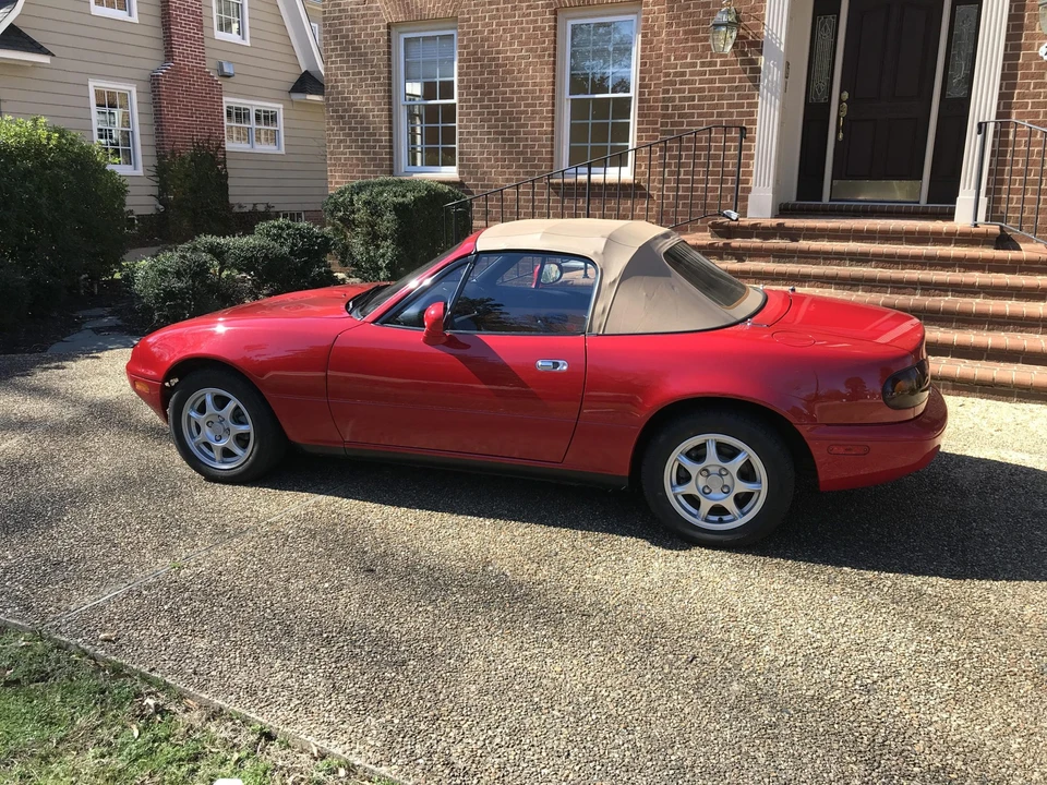 1995 Mazda NA MX-5 Miata - Image 4 of 31