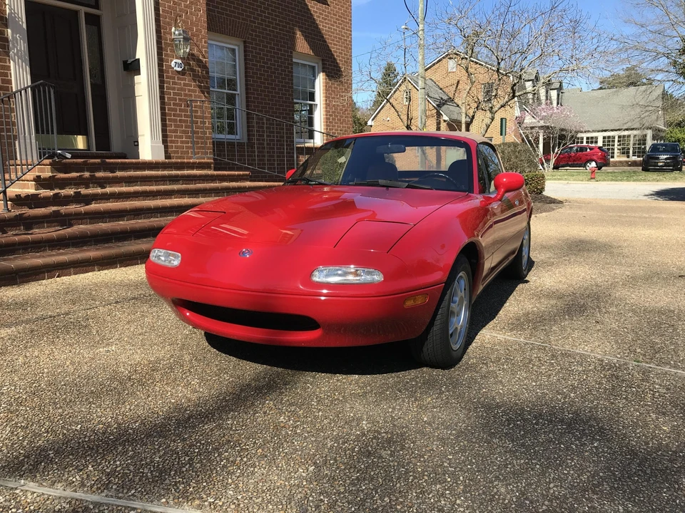 1995 Mazda NA MX-5 Miata - Image 2 of 31