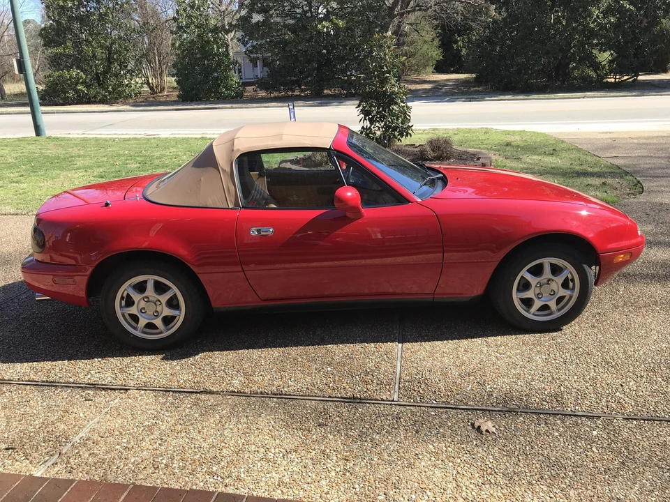 1995 Mazda NA MX-5 Miata - Image 11 of 31