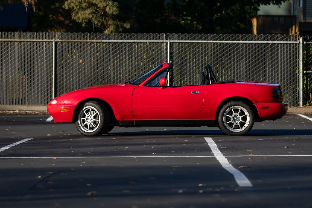1995 Mazda NA MX-5 Miata - Image 18 of 31
