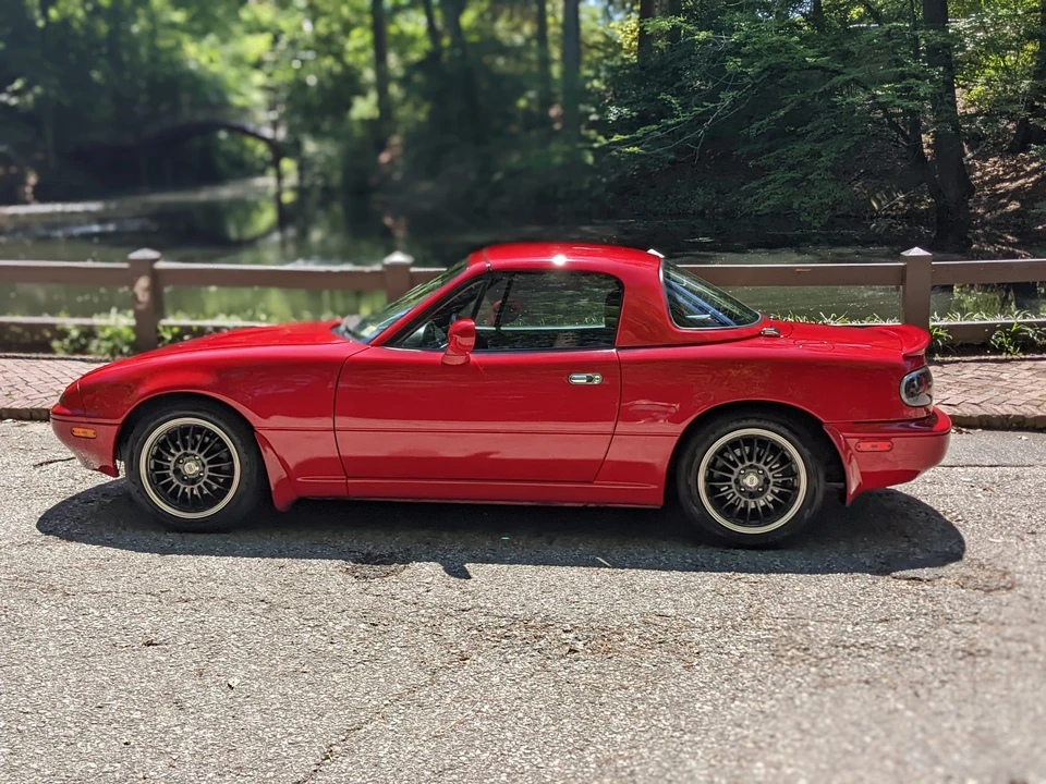 1995 Mazda NA MX-5 Miata - Image 14 of 31