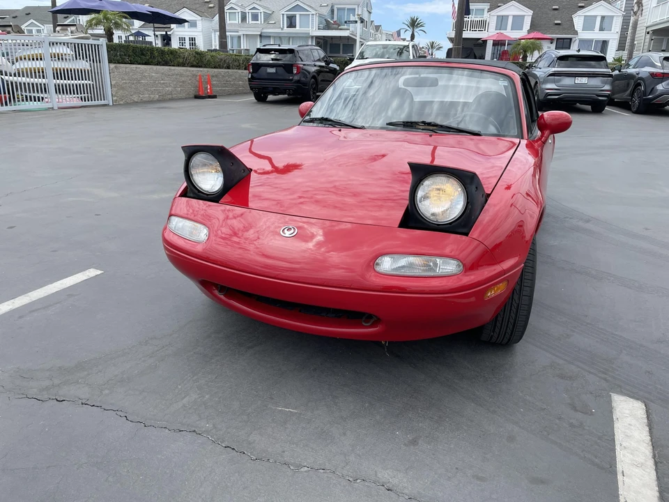 1995 Mazda NA MX-5 Miata - Image 2 of 31