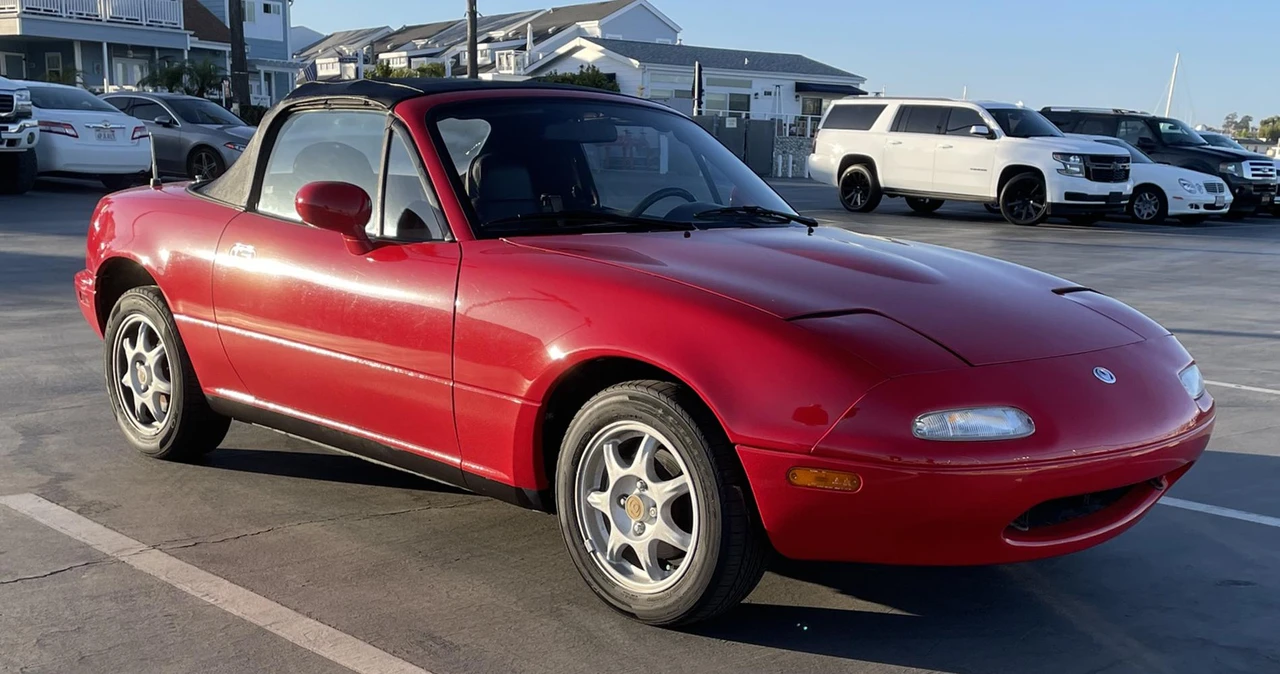 1995 Mazda NA MX-5 Miata - Image 18 of 31