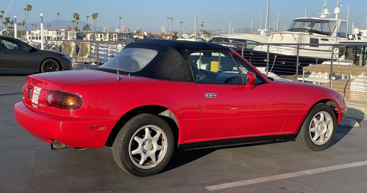 1995 Mazda NA MX-5 Miata - Image 14 of 31
