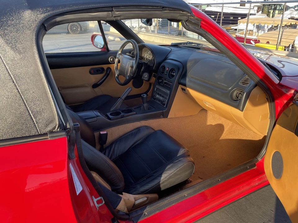 1995 Mazda NA MX-5 Miata - Image 29 of 31