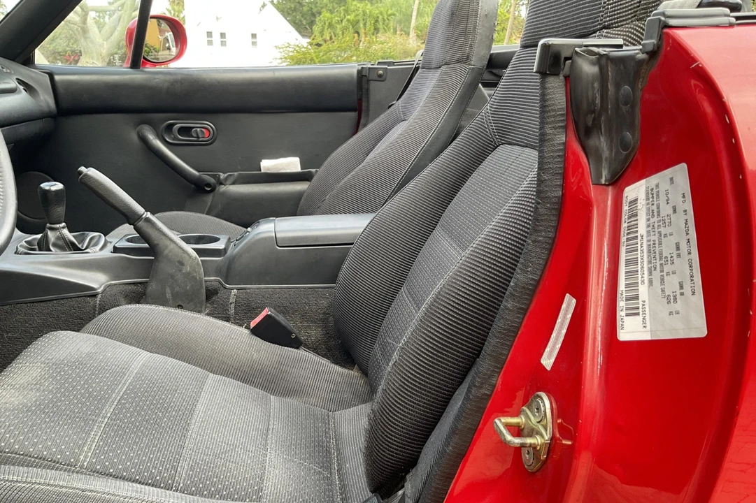 1995 Mazda NA MX-5 Miata - Image 30 of 31