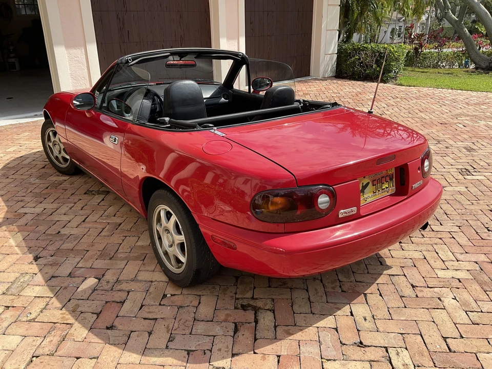 1995 Mazda NA MX-5 Miata - Image 3 of 31