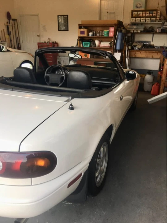 1995 Mazda NA MX-5 Miata - Image 3 of 5