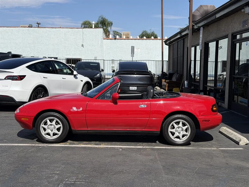1995 Mazda NA MX-5 Miata - Image 11 of 13