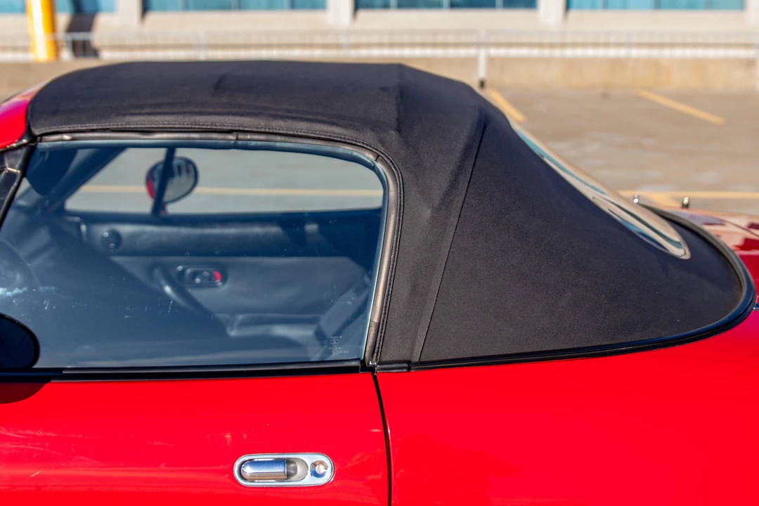 1995 Mazda NA MX-5 Miata - Image 26 of 31