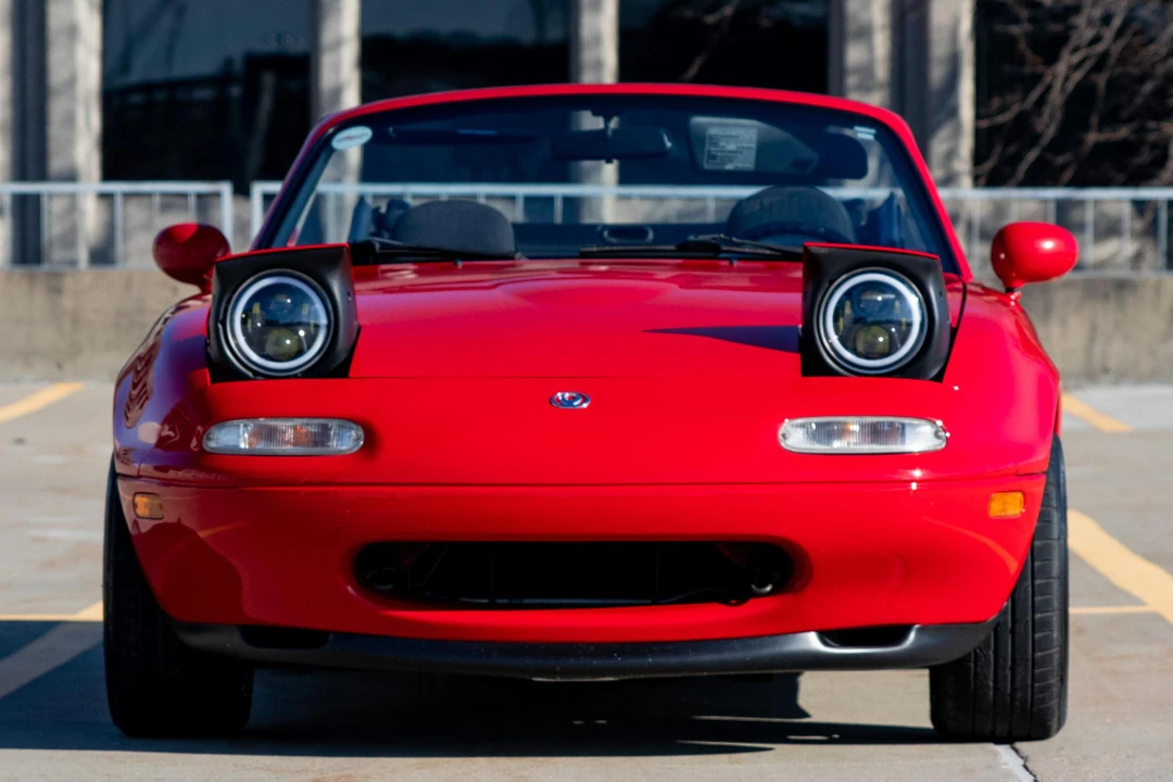 1995 Mazda NA MX-5 Miata - Image 2 of 31