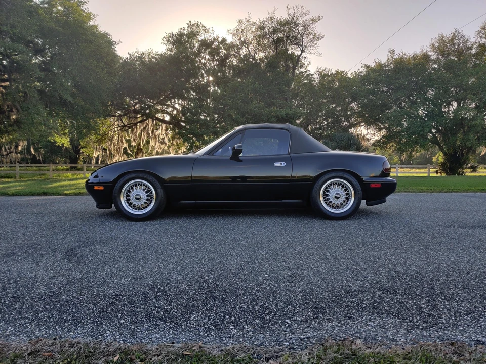 1995 Mazda NA MX-5 Miata - Image 5 of 31