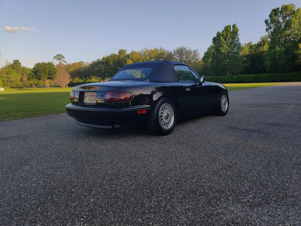 1995 Mazda NA MX-5 Miata - Image 8 of 31