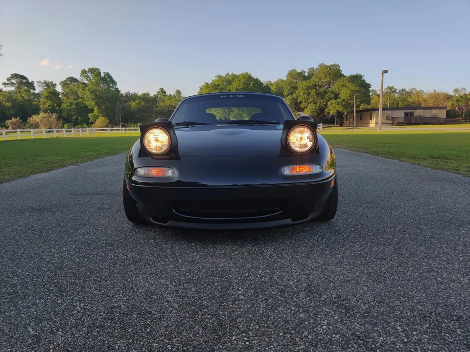 1995 Mazda NA MX-5 Miata - Image 3 of 31