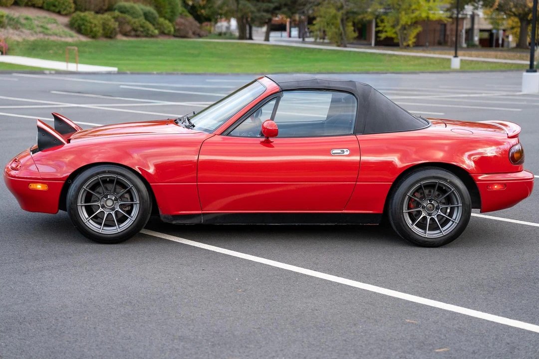 1995 Mazda NA MX-5 Miata - Image 3 of 31