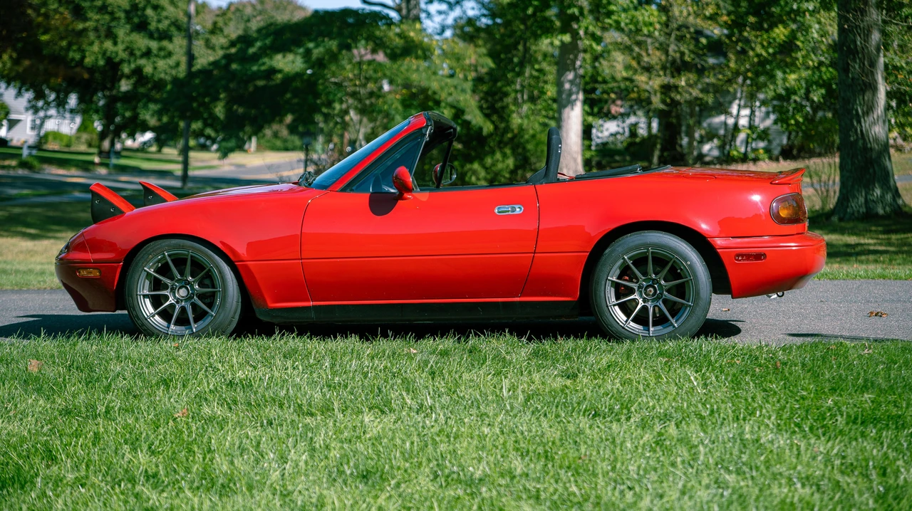 1995 Mazda NA MX-5 Miata - Image 8 of 31