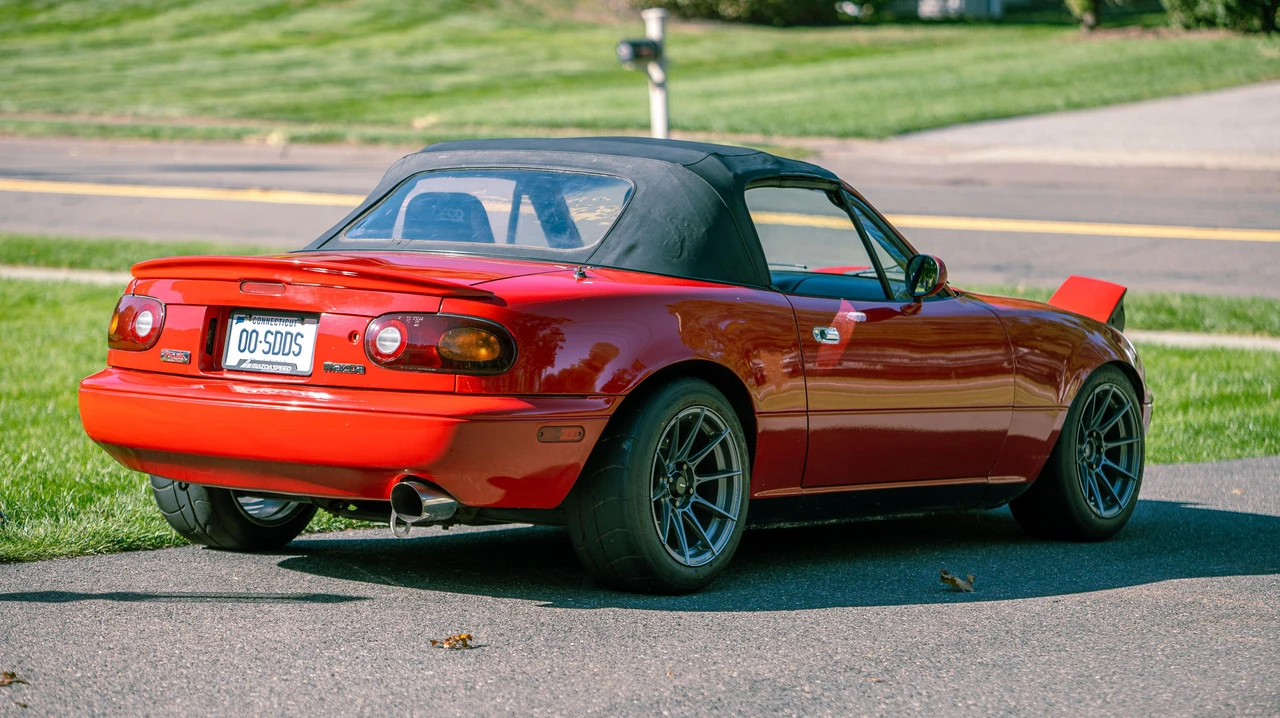 1995 Mazda NA MX-5 Miata - Image 26 of 31