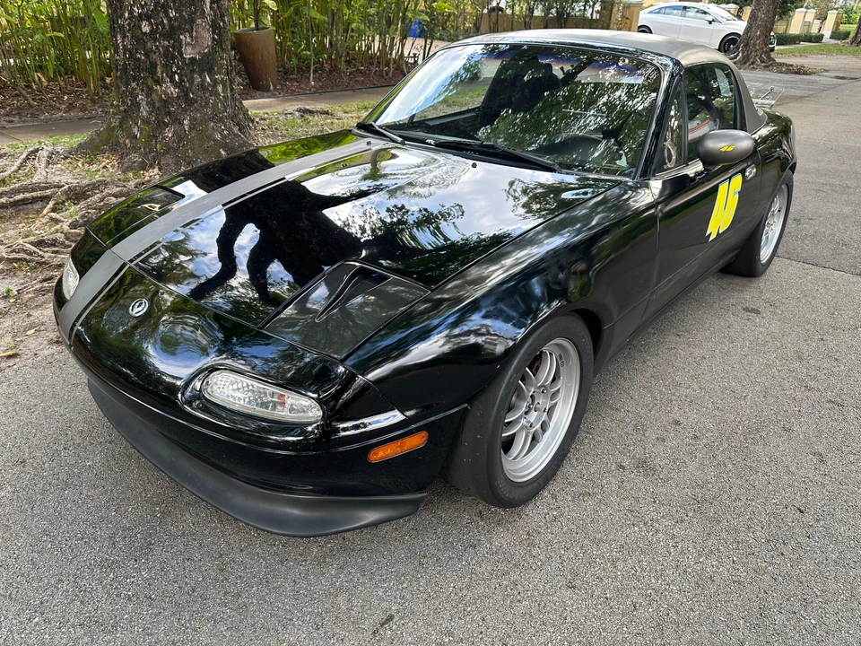 1995 Mazda NA MX-5 Miata - Image 9 of 31