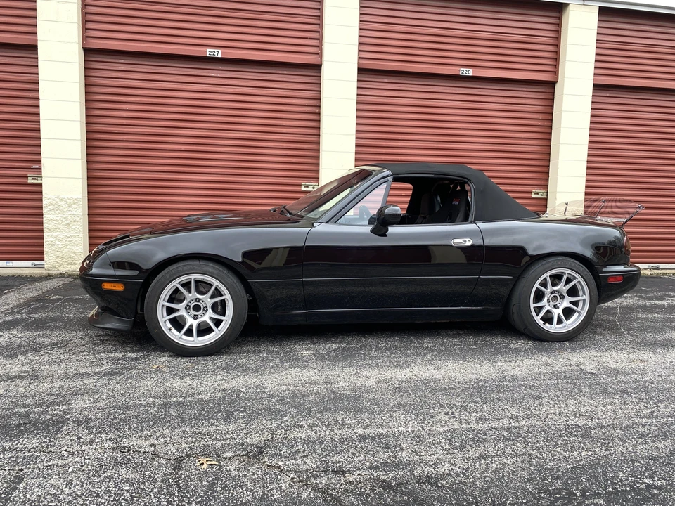 1995 Mazda NA MX-5 Miata - Image 18 of 31