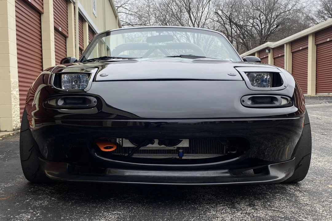 1995 Mazda NA MX-5 Miata - Image 2 of 31