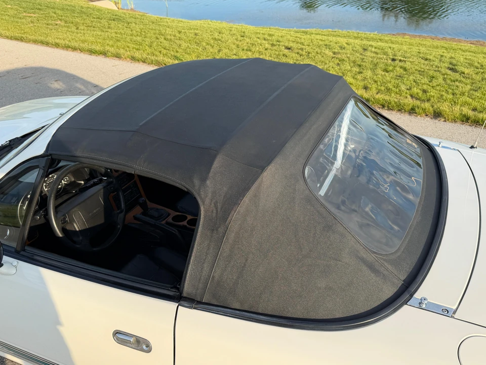 1995 Mazda NA MX-5 Miata - Image 18 of 31