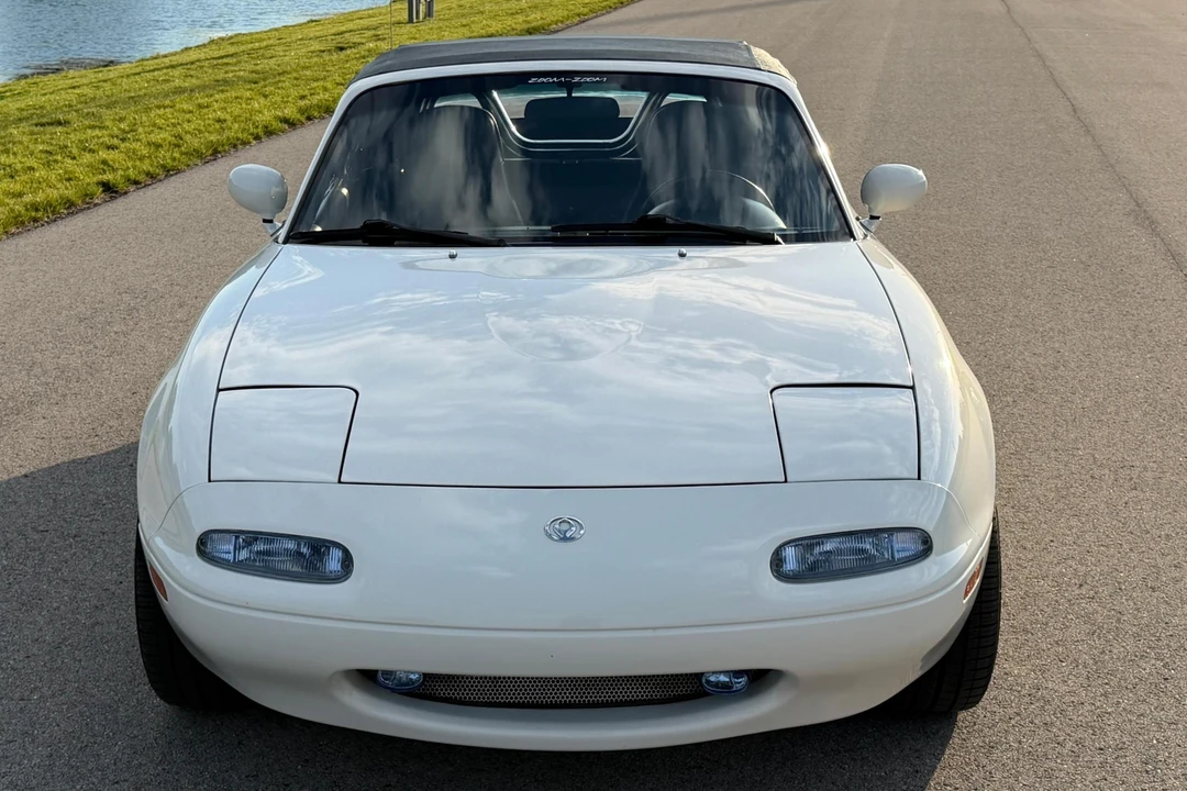 1995 Mazda NA MX-5 Miata - Image 2 of 31