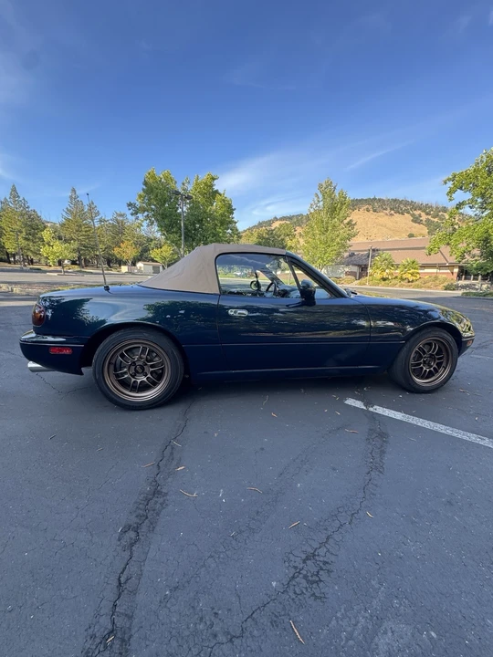 1995 Mazda NA MX-5 Miata - Image 12 of 25