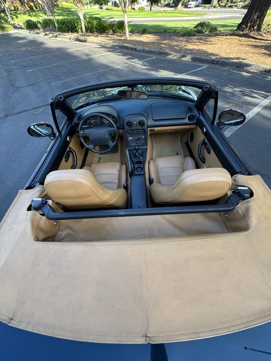1995 Mazda NA MX-5 Miata - Image 16 of 25