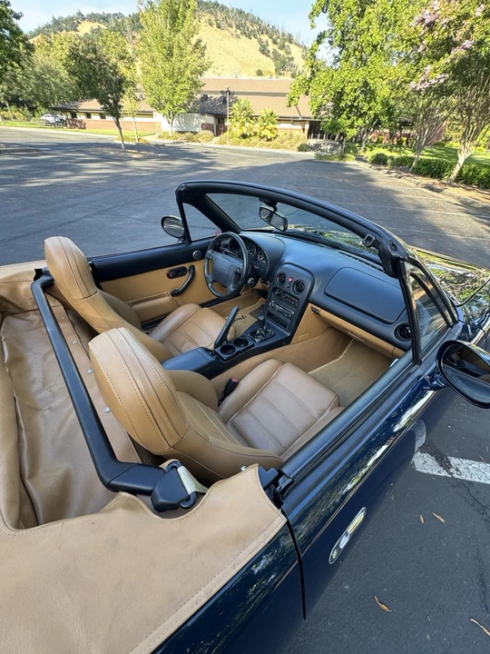 1995 Mazda NA MX-5 Miata - Image 15 of 25