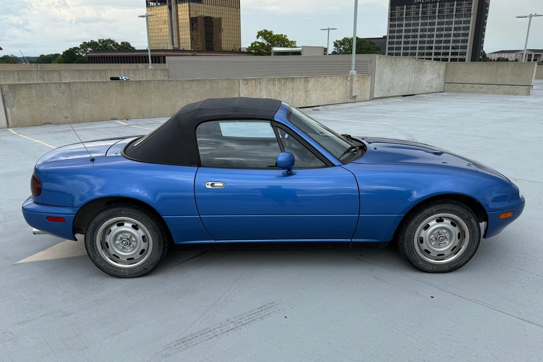 1995 Mazda NA MX-5 Miata - Image 3 of 31