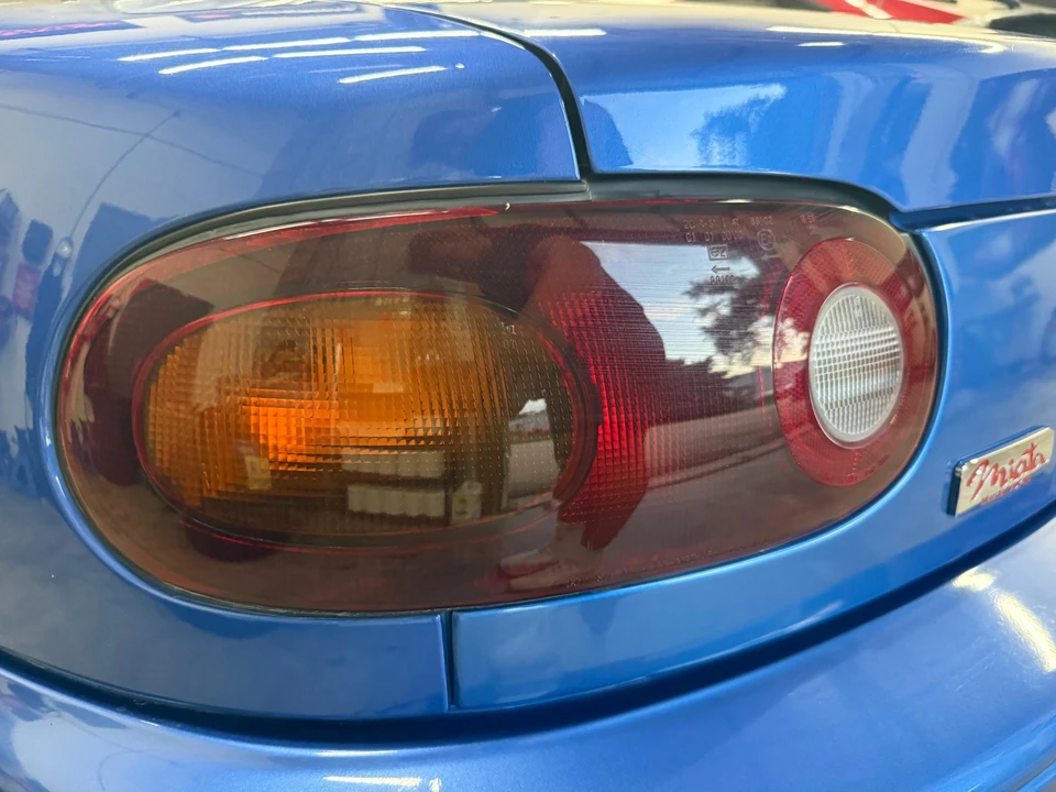 1995 Mazda NA MX-5 Miata - Image 27 of 31