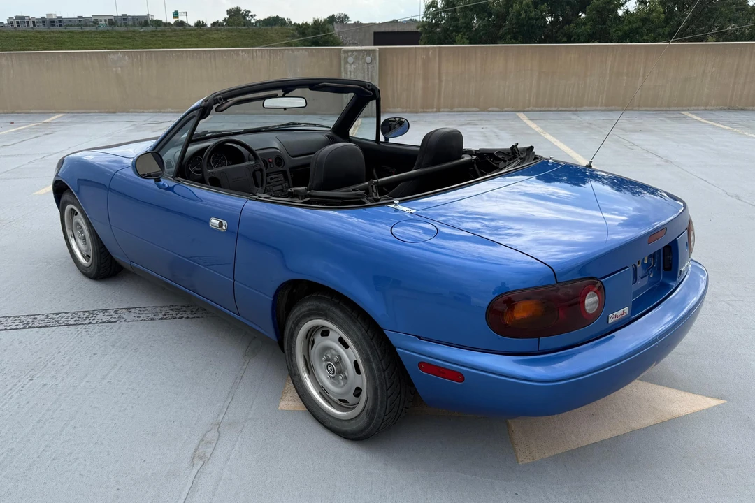 1995 Mazda NA MX-5 Miata - Image 4 of 31