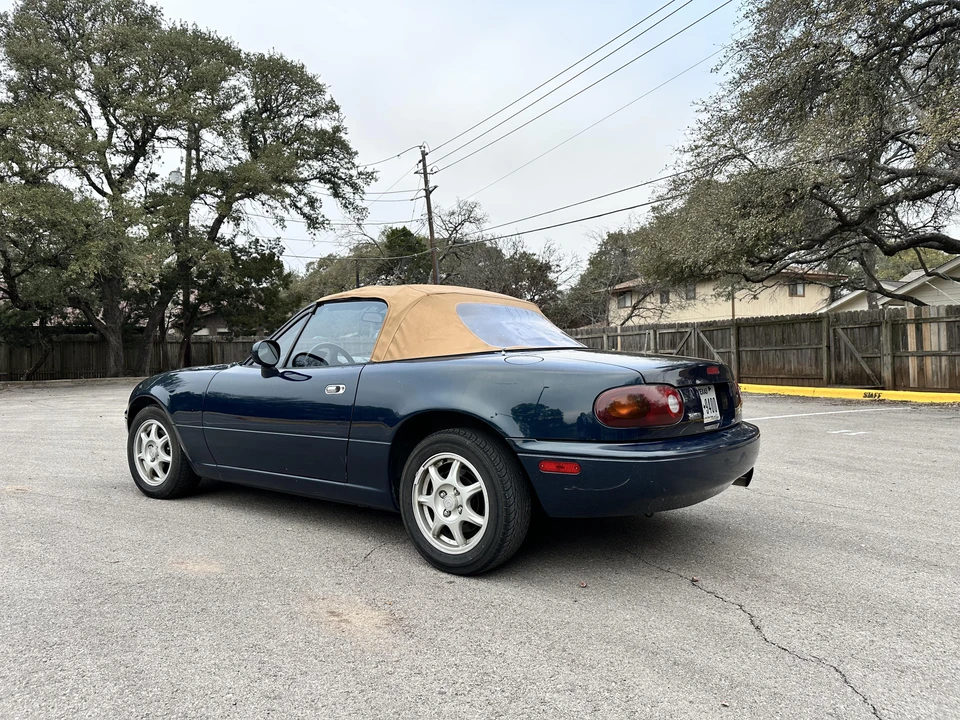 1995 Mazda NA MX-5 Miata - Image 18 of 31