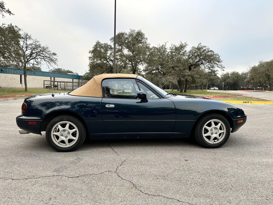 1995 Mazda NA MX-5 Miata - Image 19 of 31