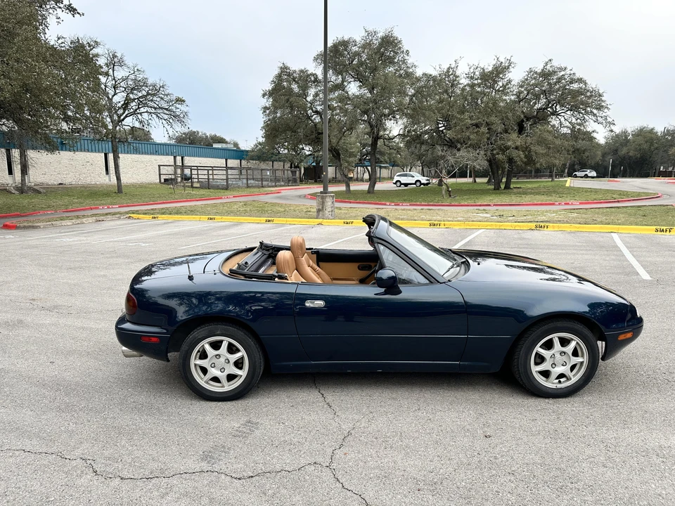 1995 Mazda NA MX-5 Miata - Image 12 of 31