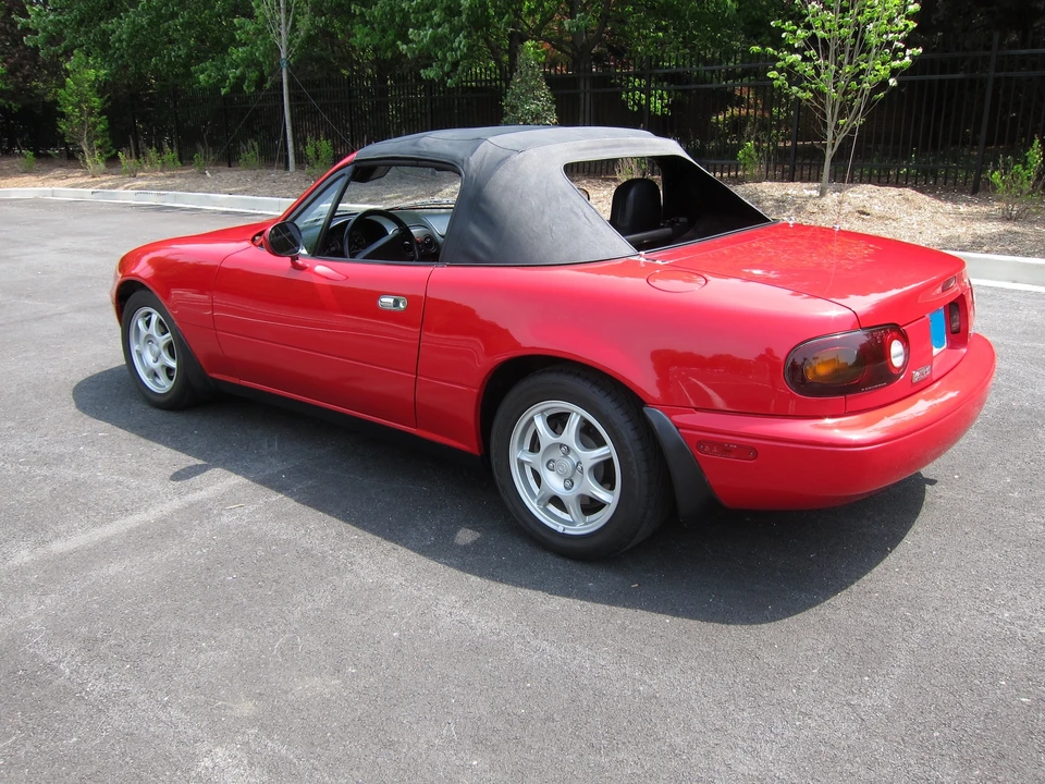 1995 Mazda NA MX-5 Miata - Image 20 of 31